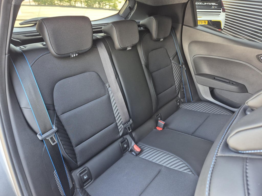 Renault Clio 1.6 e-tech full hybrid 145 esprit alpine