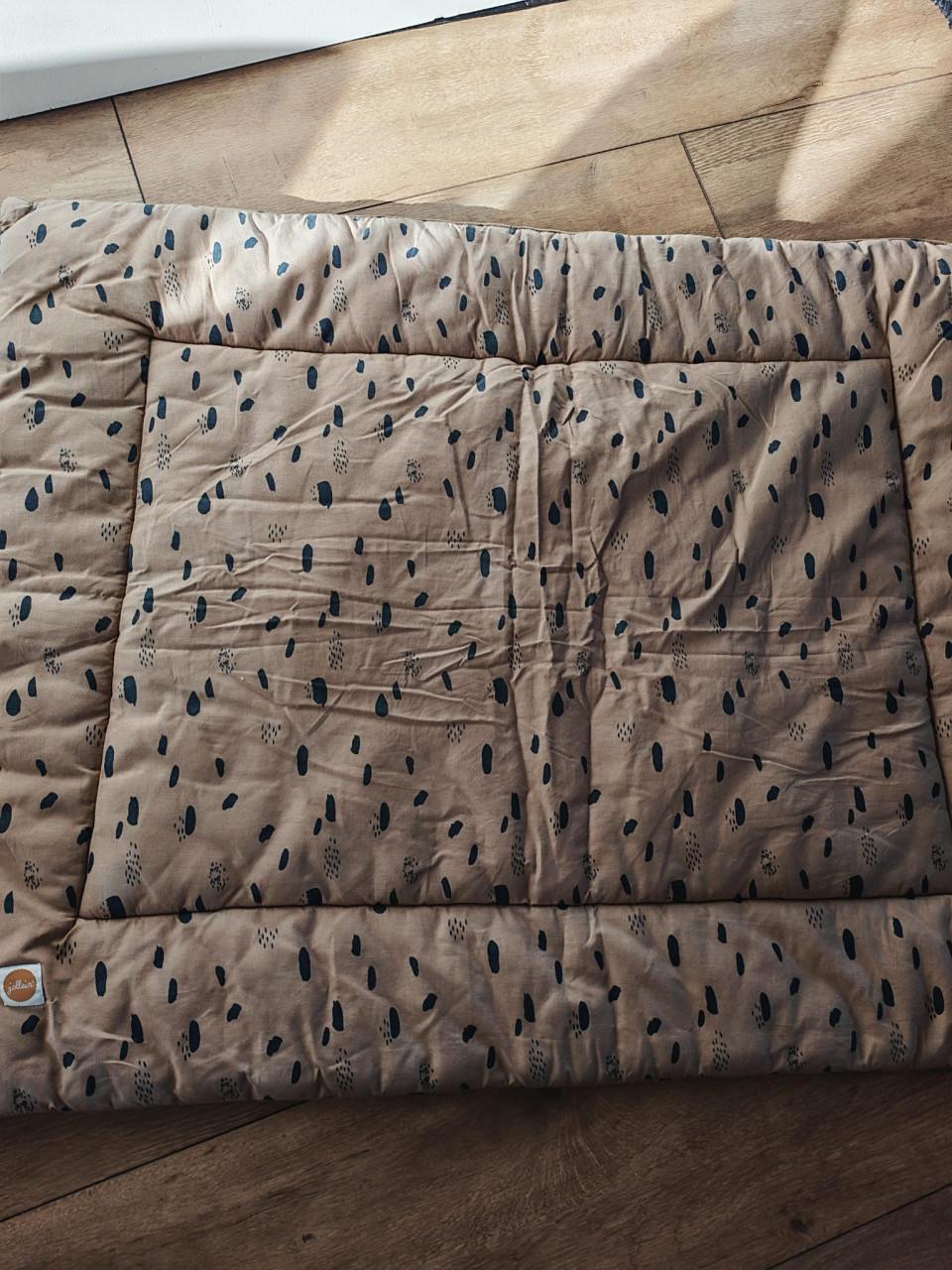 Box zwart met boxkleden