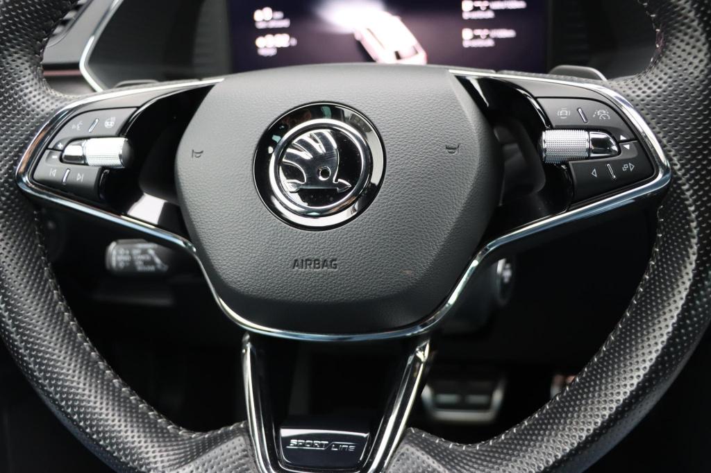 Skoda Superb combi 1.4 tsi iv sportline business 218pk dsg6