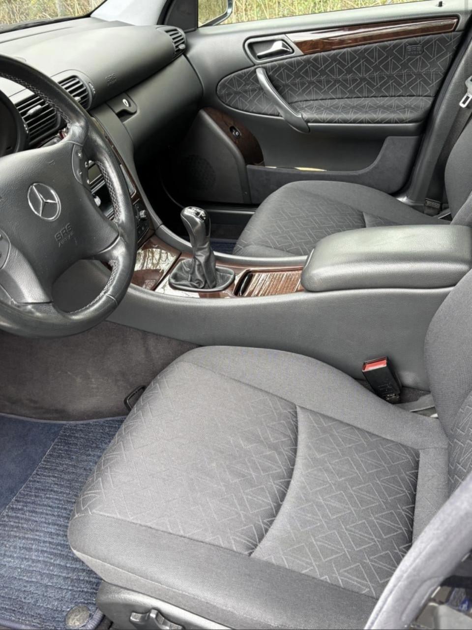 Mercedes-Benz C-Klasse 2.0 C180 Sedan 2002 Elegance