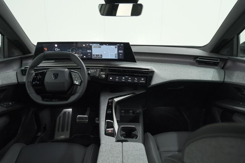 Peugeot 3008 1.2 hybrid 145 gt | elektrische kofferklep | camera | adaptiev