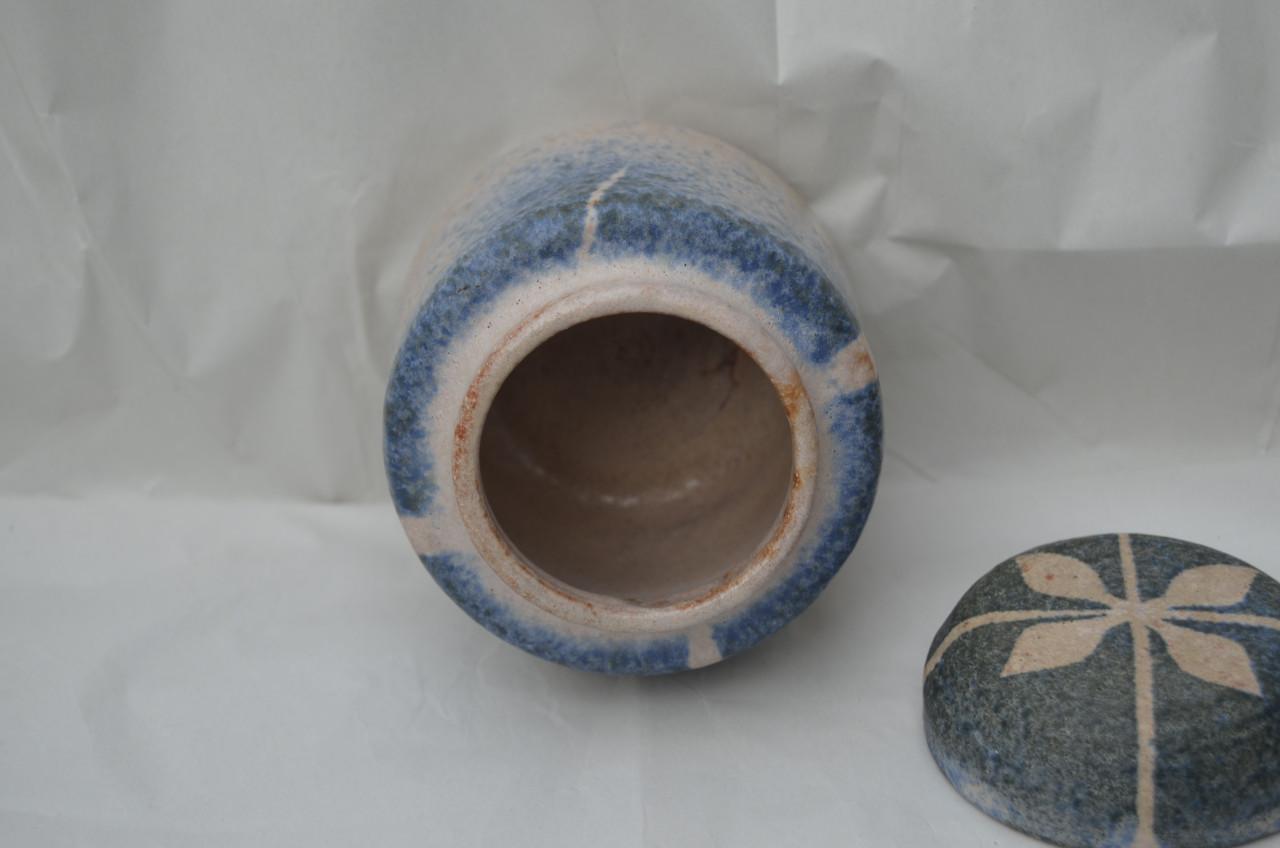 I.B. Keramiek in zeer goede staat: dekselpotje