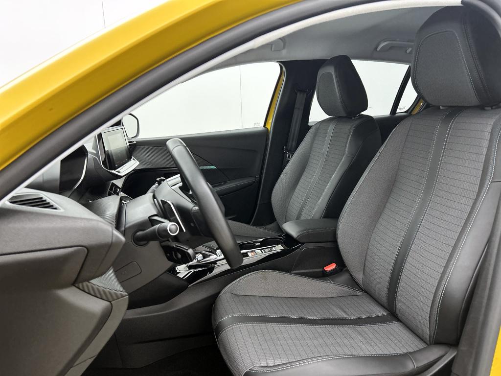 Peugeot 208 100 pk automaat allure pack | rijklaar | keyless entry | camera