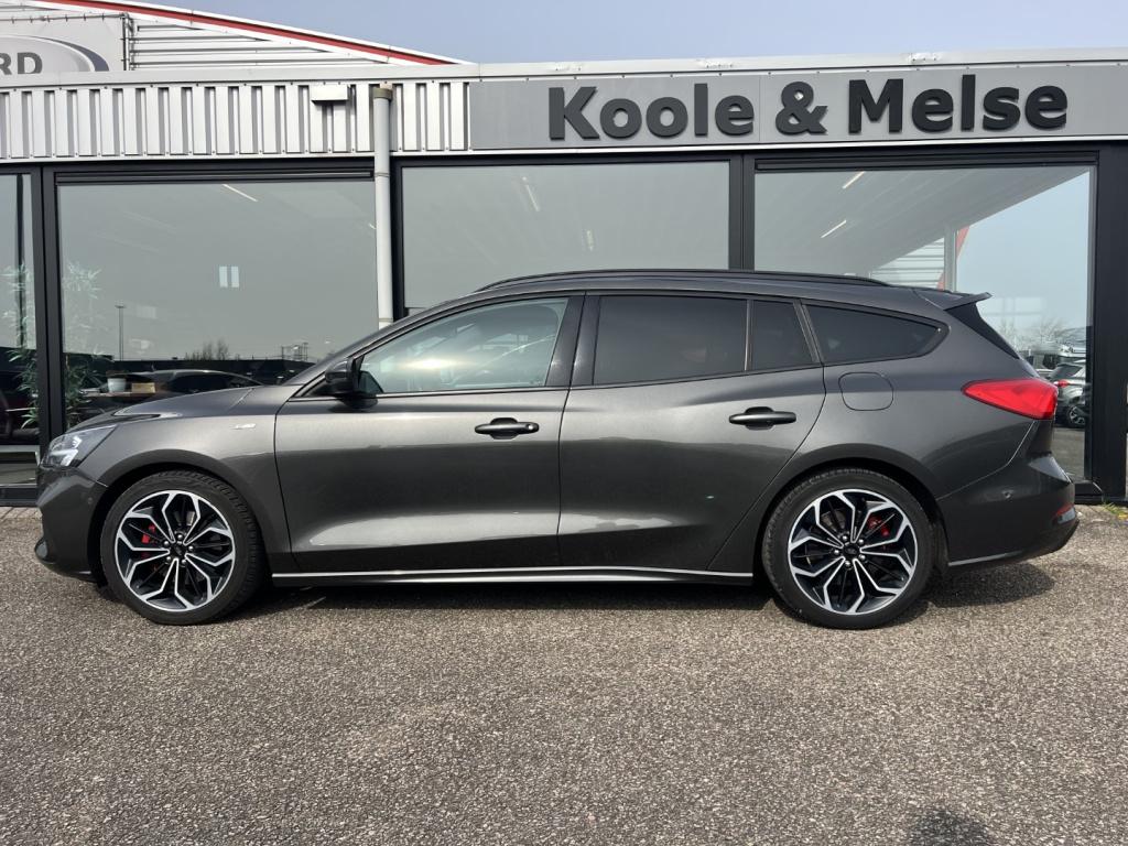 Ford Focus wagon 1.0 ecoboost 125pk st-line x , trekhaak , winterpakket