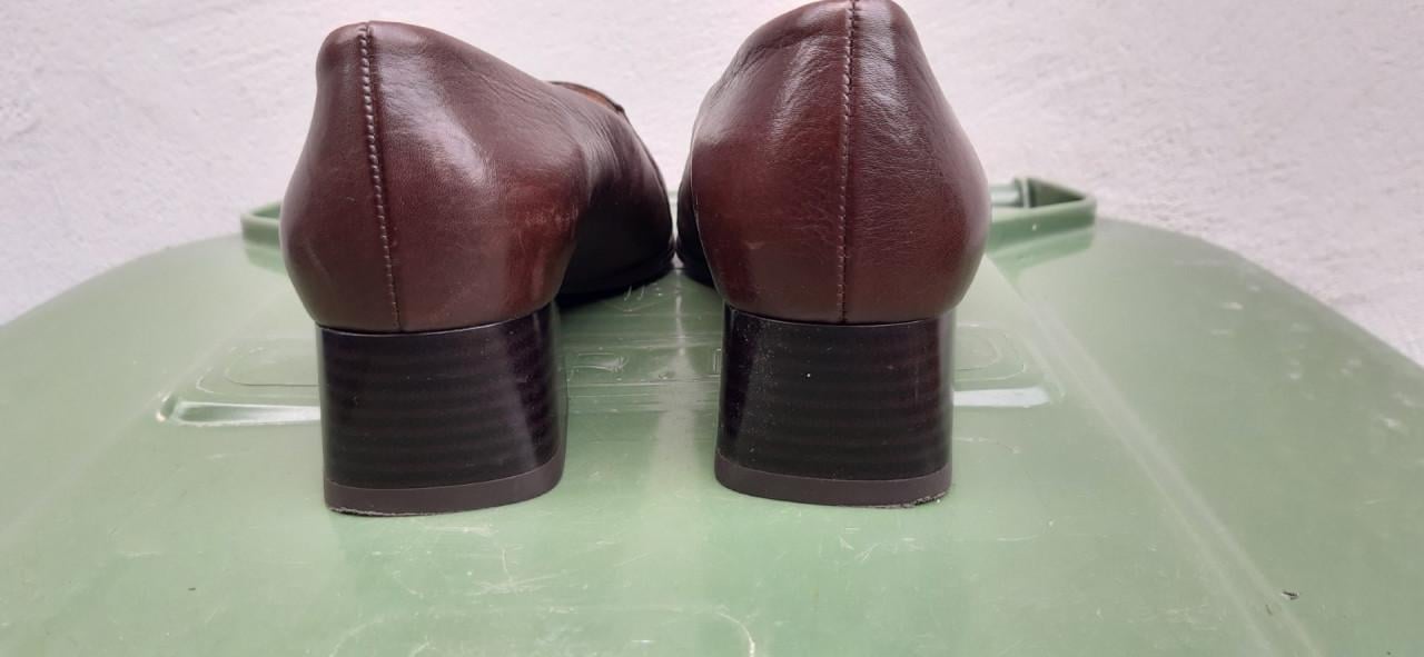 Dameschoen : maat 4½  Merk Ara bruin