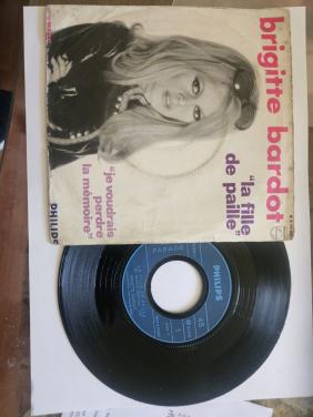 Brigitte Bardot vinyl "7" 5x