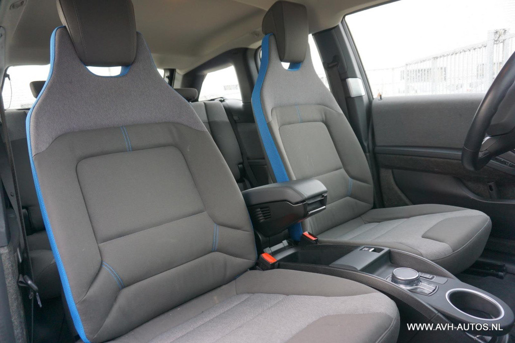 BMW I3 basis iperformance 94ah 33 kwh, prijs incl. btw!!