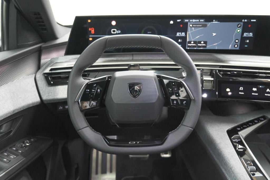 Peugeot E-3008 gt 210 73 kwh | schuif-/kanteldak | 360 vision & drive assis