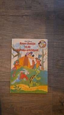 Broer konijn en de slime schilpad