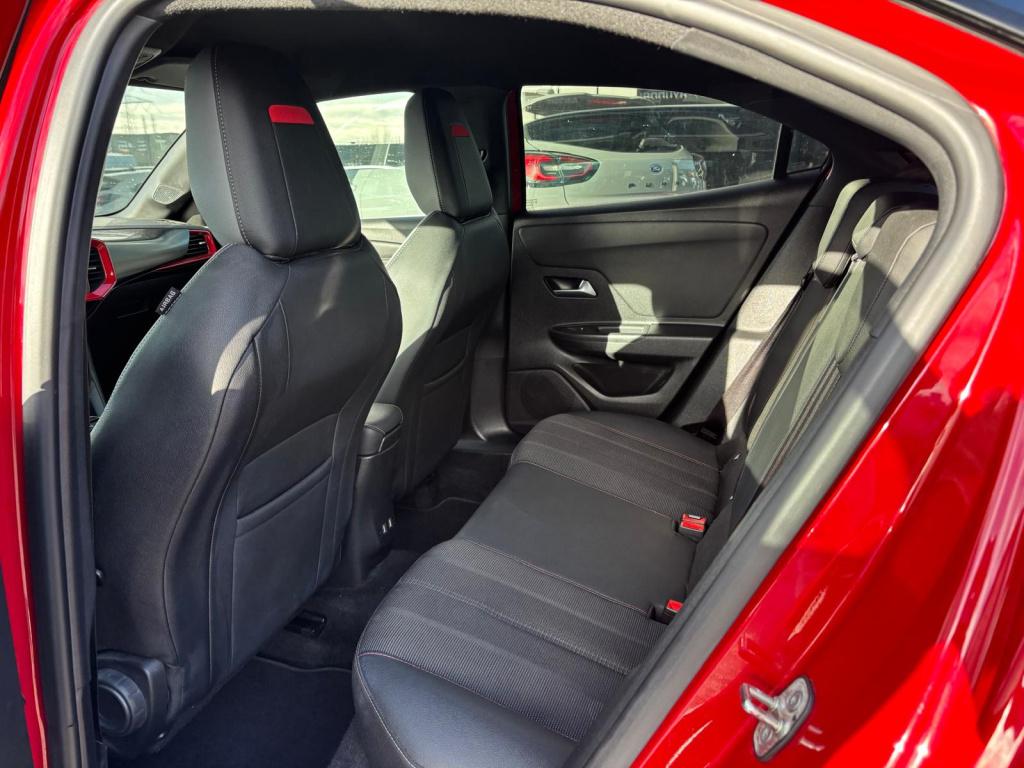 Opel Mokka 1.2 130pk aut gs line , carplay , navigatie , camera