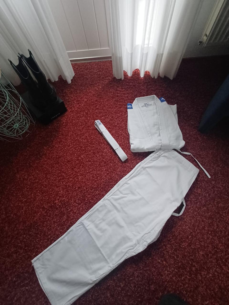 Judopak maat 180