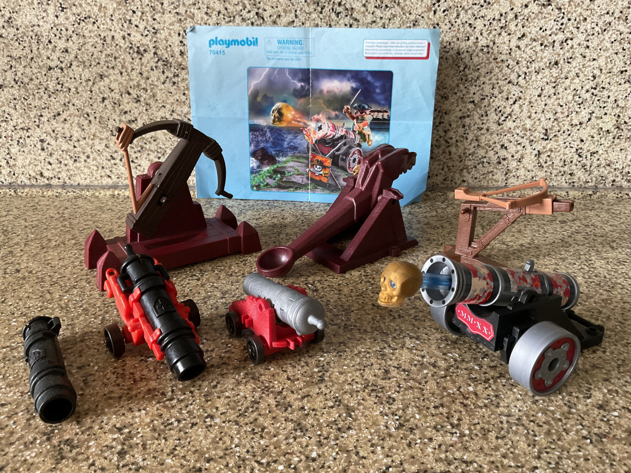 Heel veel Playmobil.    Van alles wat.