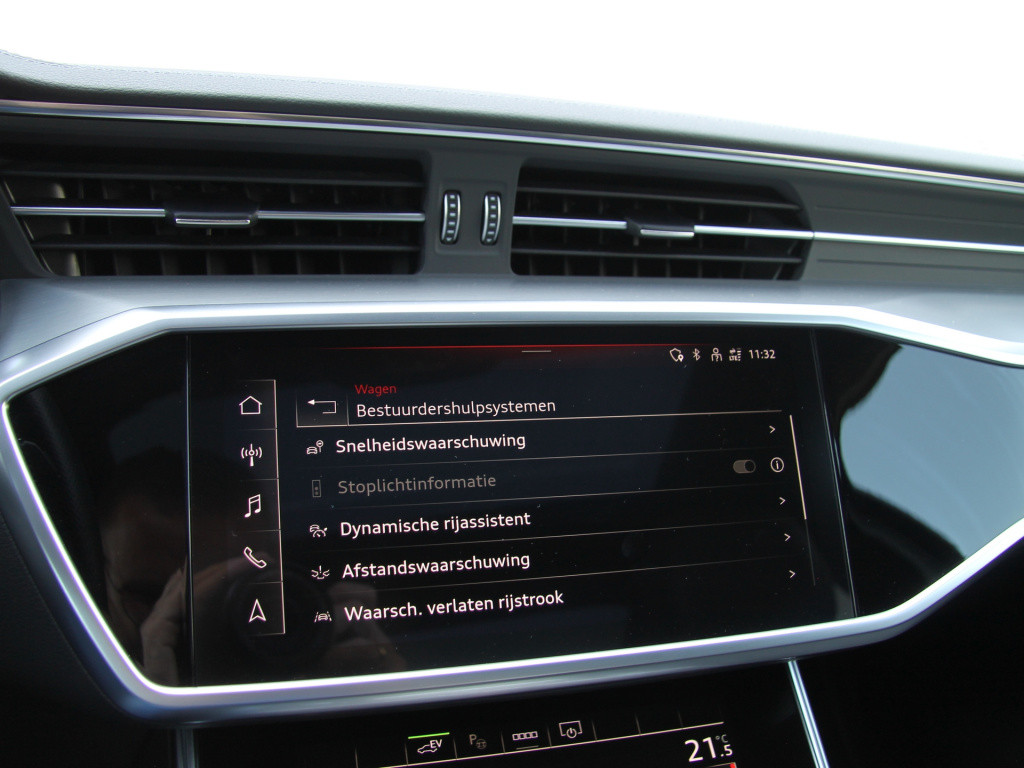 Audi A6 avant 55tfsi e hybrid 367pk quattro competition s-line | pano dak |