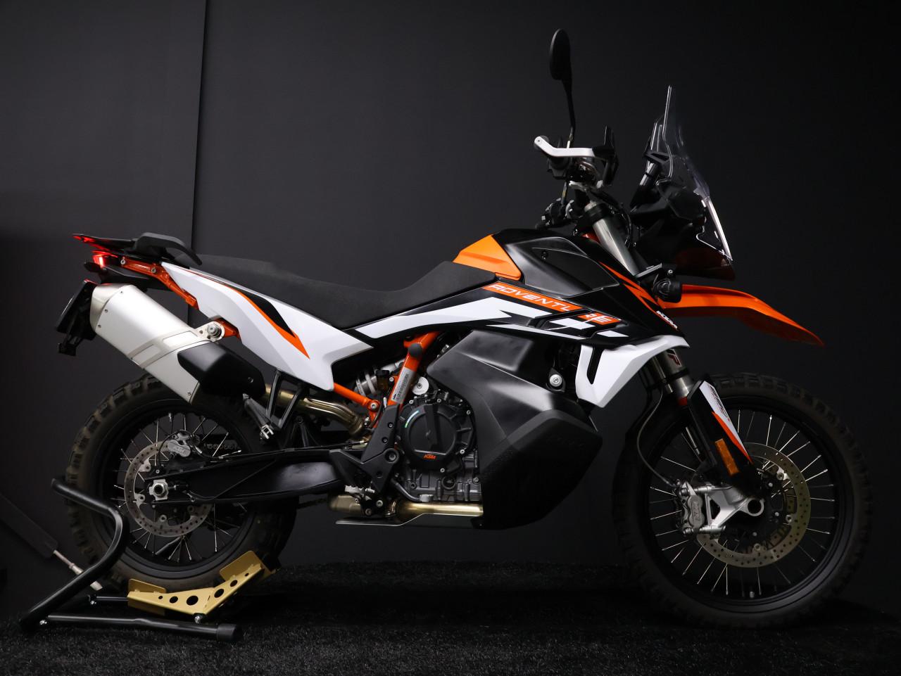 890 ADVENTURE R