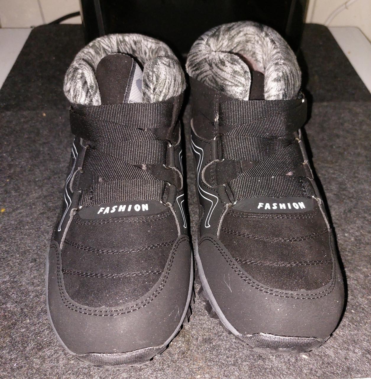 WARME WANDELSCHOENEN