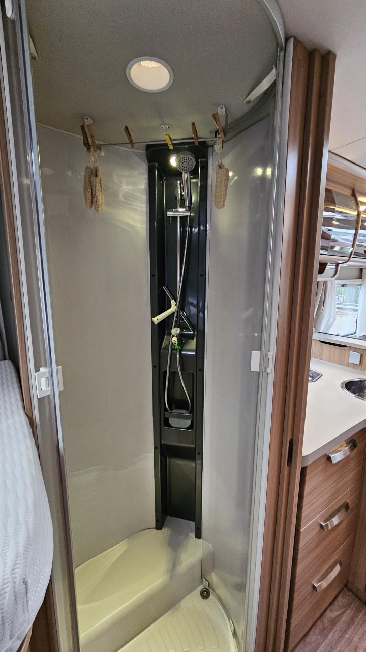 KNAUS SUN Ti 700 MEG Platinum Sel. bj 2020 56758 km van 1e eigenaar