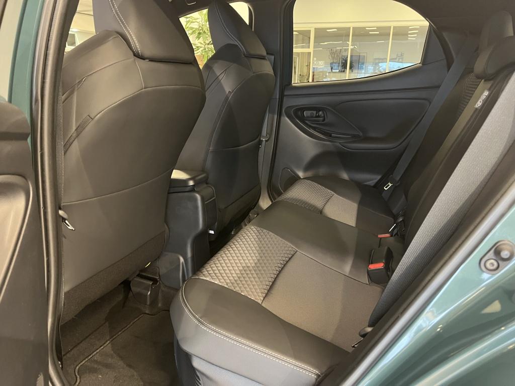 Toyota Yaris 1.5 hybrid 130 executive | incl. € 3.500,-- voorraad voordeel 