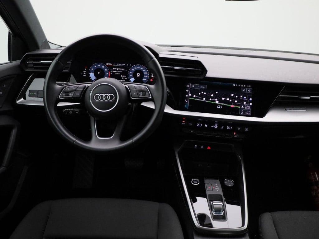 Audi A3 sportback 30 tfsi business edition | automaat | navigatie | apple c