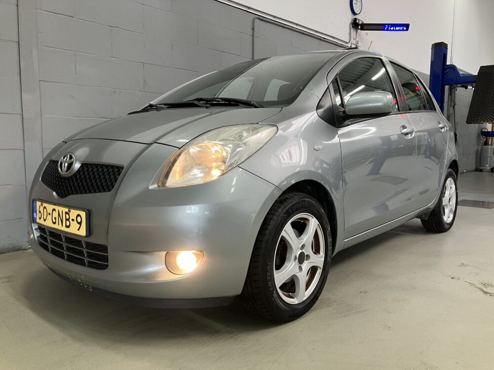 Toyota Yaris 1.3 VVTi Sol