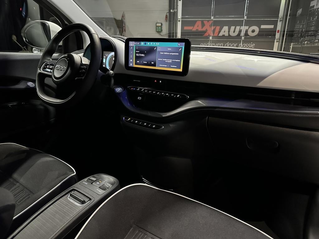 Fiat 500 icon 42 kwh *carplay*camera*