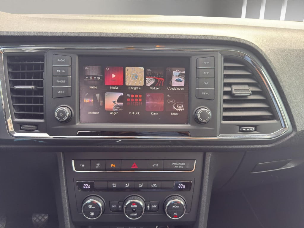 Seat Ateca 1.4 ecotsi style | airco | navigatie | elektr. achterklep | appl