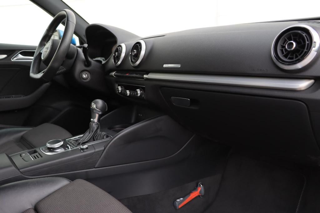 Audi A3 sportback 35 tfsi 150pk s tronic advance sport s-line