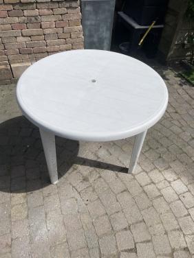 Te koop Ronde Tuintafel kunststof