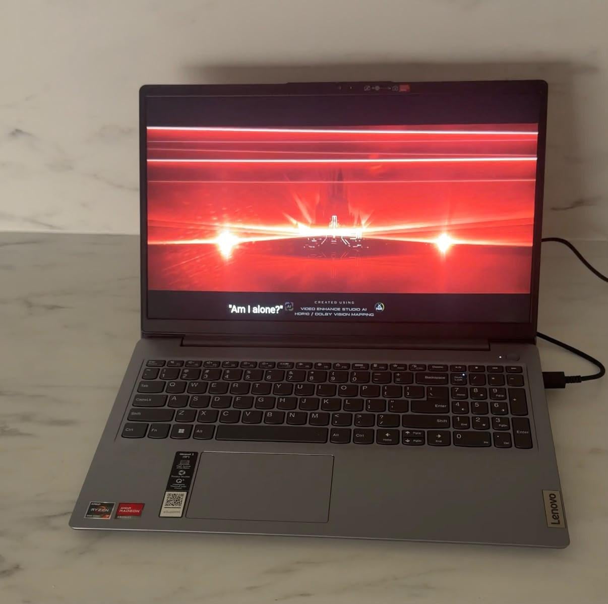 Vlotte Lenovo IdeaPad 3 | Ryzen 7 5700U  8 cores | RAM 20GB 3200MHZ | SSD |