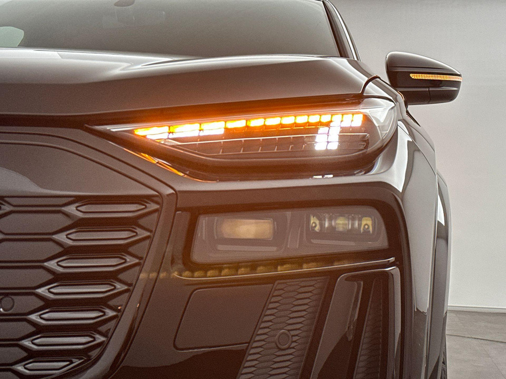 Audi Q6 E-tron sportback s edition e-tron perf 225kw/306pk 100kwh sportback