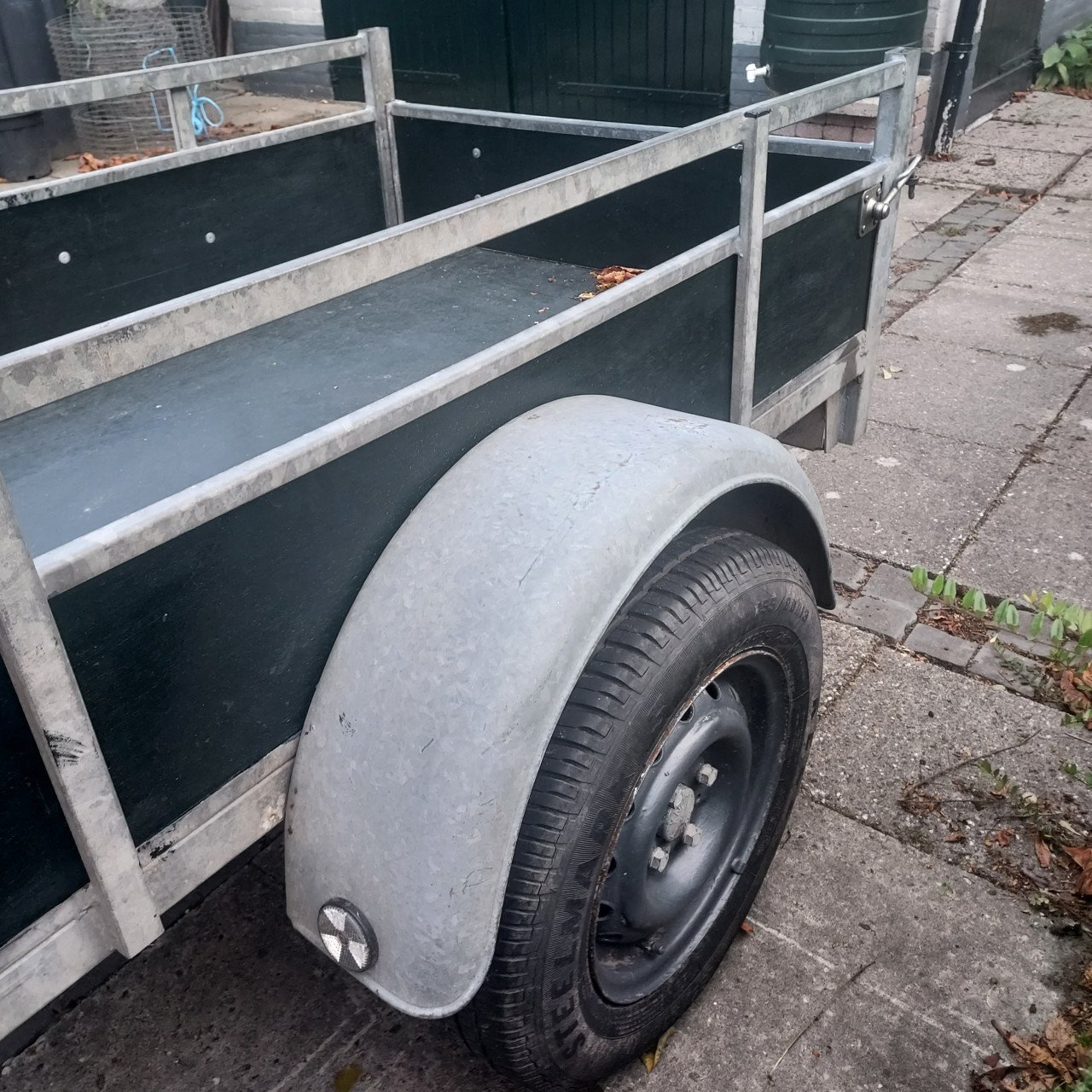 Nette aanhanger, bakmaat: 96 x 170