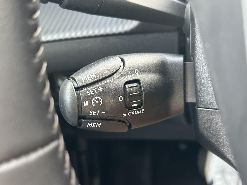 Peugeot 208 ev 50kwh 136pk active pack | navigatie | bluetooth | parkeersen