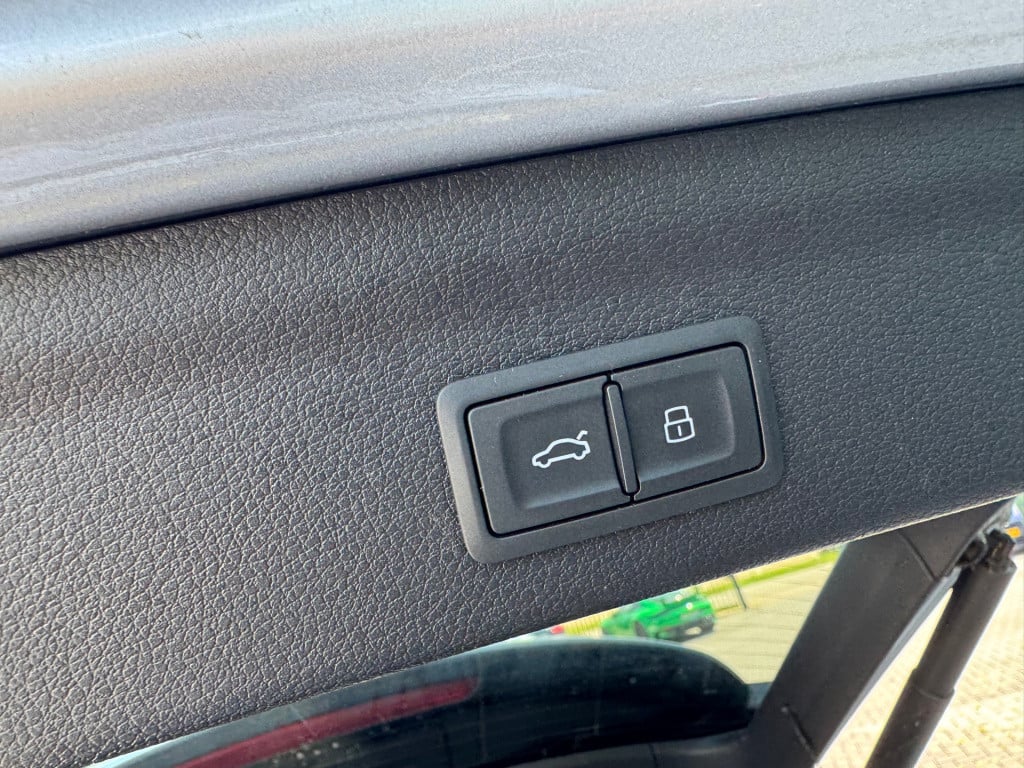 Audi Q3 35 tfsi advanced * panoramadak * matrix led * 360 camera