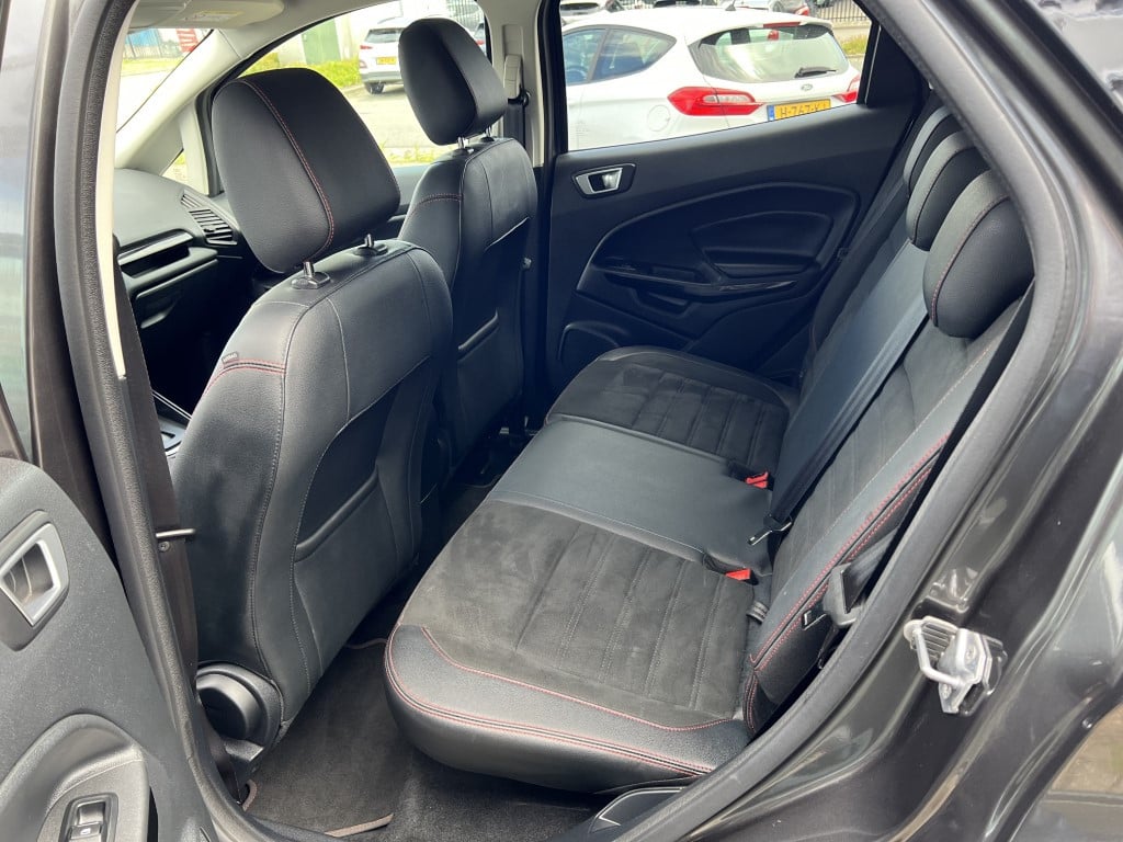 Ford Ecosport 1.0 ecoboost 125pk automaat st-line black , voorruitverwarmin