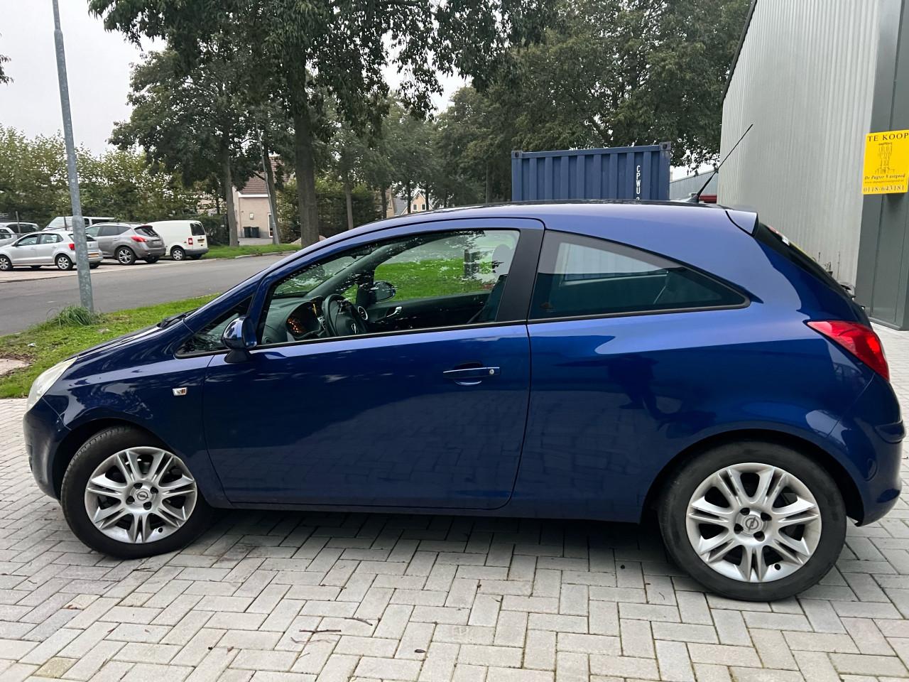 Opel Corsa 1.4-16V Edition 137.426KM