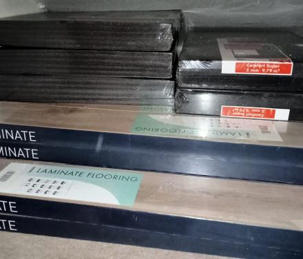 Laminaat 18 pakken +5 pakken ondervloer