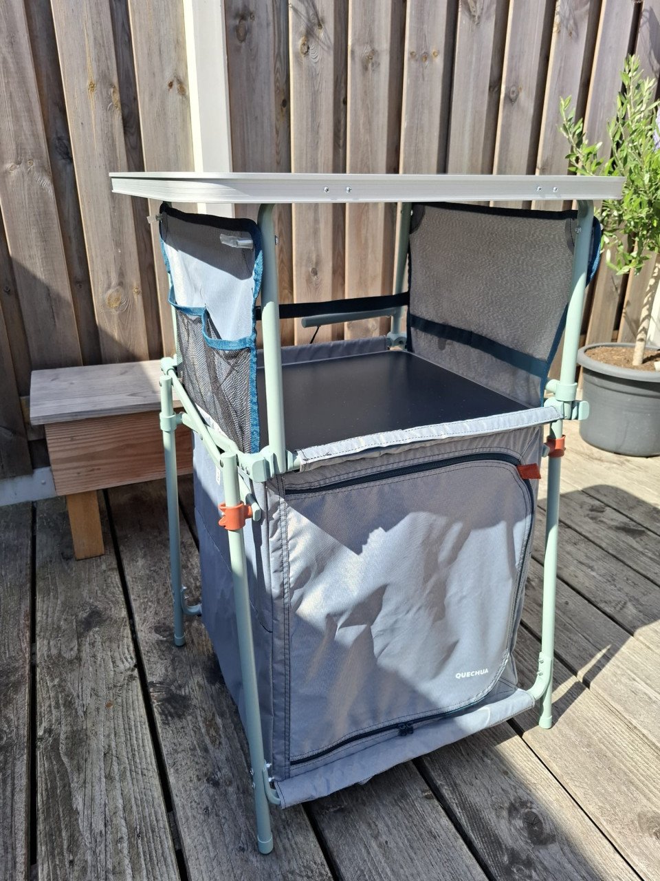 Quechua opvouwbare campingkast