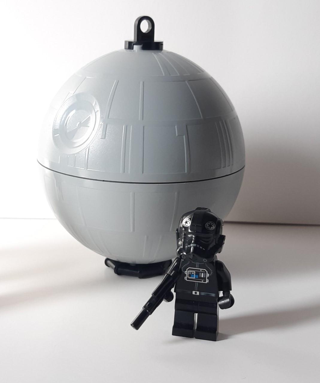 LEGO Star Wars 9676: TIE Interceptor & Death Star