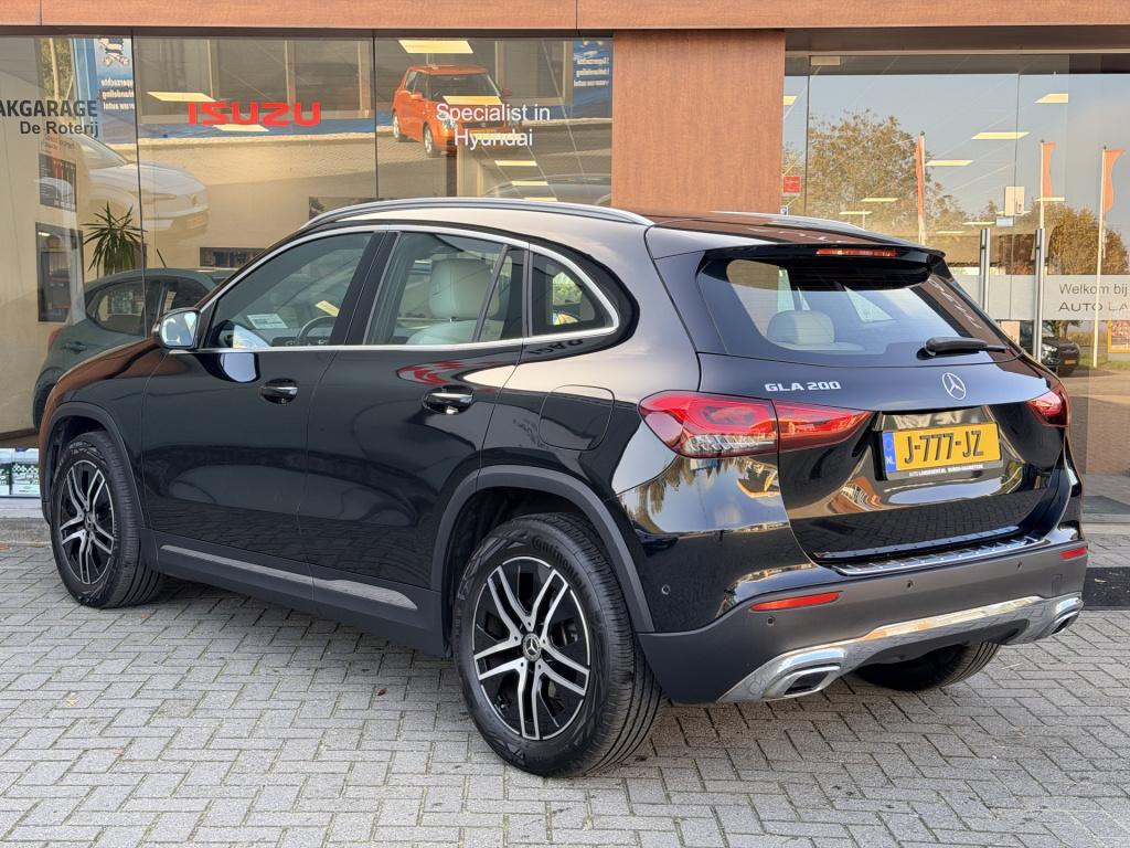 Mercedes-Benz Gla-klasse 200 business solution luxury