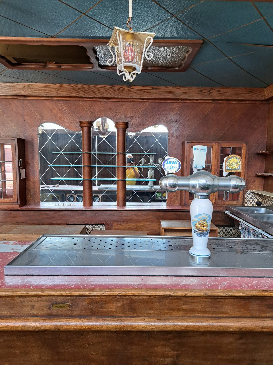 Komplete antieke bar
