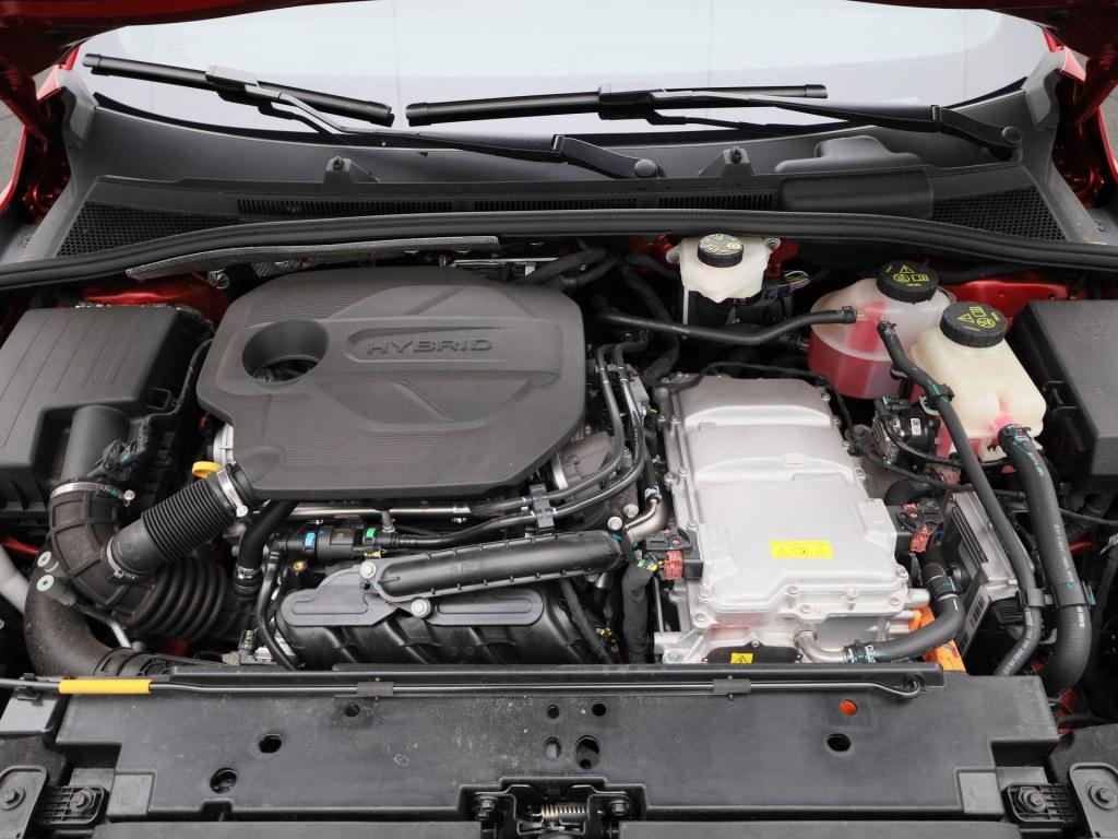 MG Mg3 1.5 hybrid+ luxury 17'' velgen | zwart dak & spiegels | privacy glas