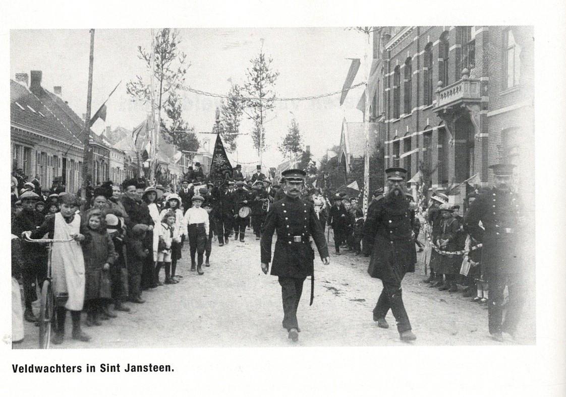 Bromsnor in Zeeland. Geschiedenis van de gemeenteveldwacht. 1795-1943