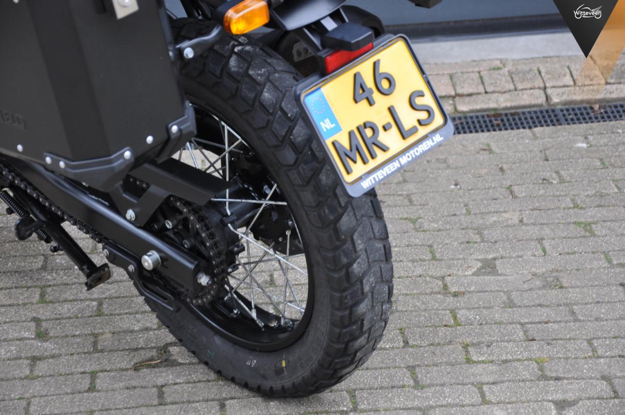 Royal Enfield Himalayan 410 Mooie en complete motor!