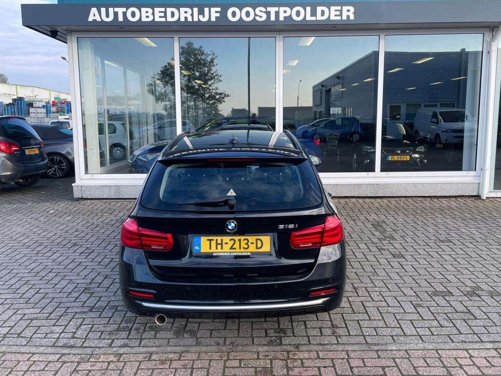 BMW 3-serie touring 318i luxury edition