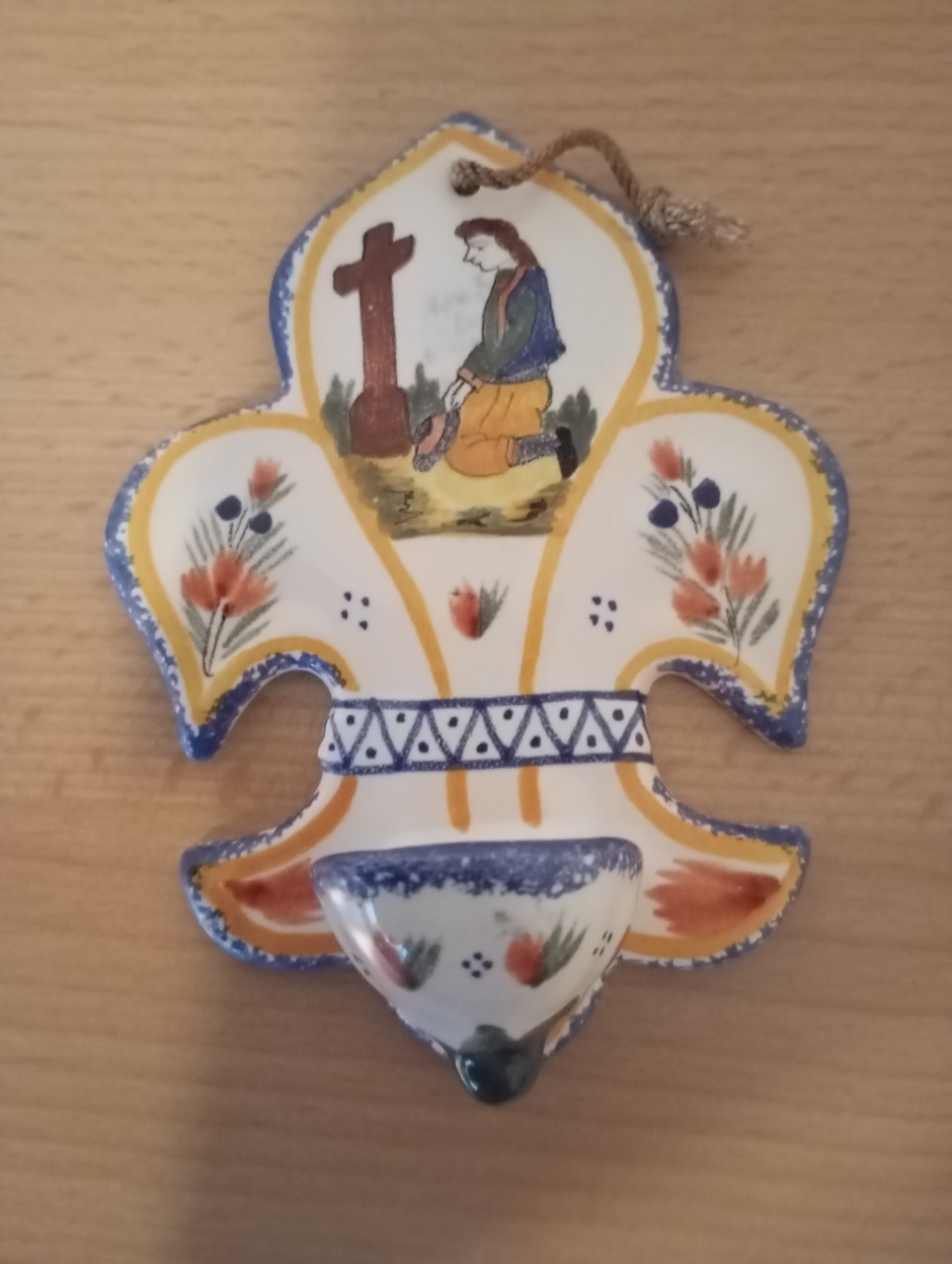 4 stuks Henriot Quimper handgeschilderd aardewerk