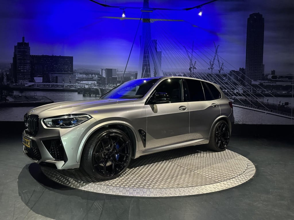 BMW X5 m competition *vossenwheels*carbon*pano*nl auto*