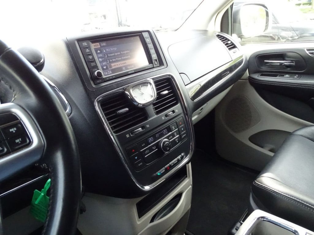 Chrysler Onbekend town & country 3.6 v6 stow 'n go | 7-zits