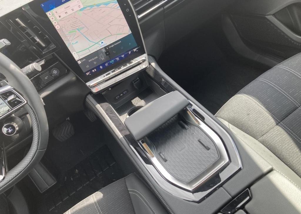 Renault Austral 1.2 mild hybrid 160 x-tronic techno - pack solid / pack saf