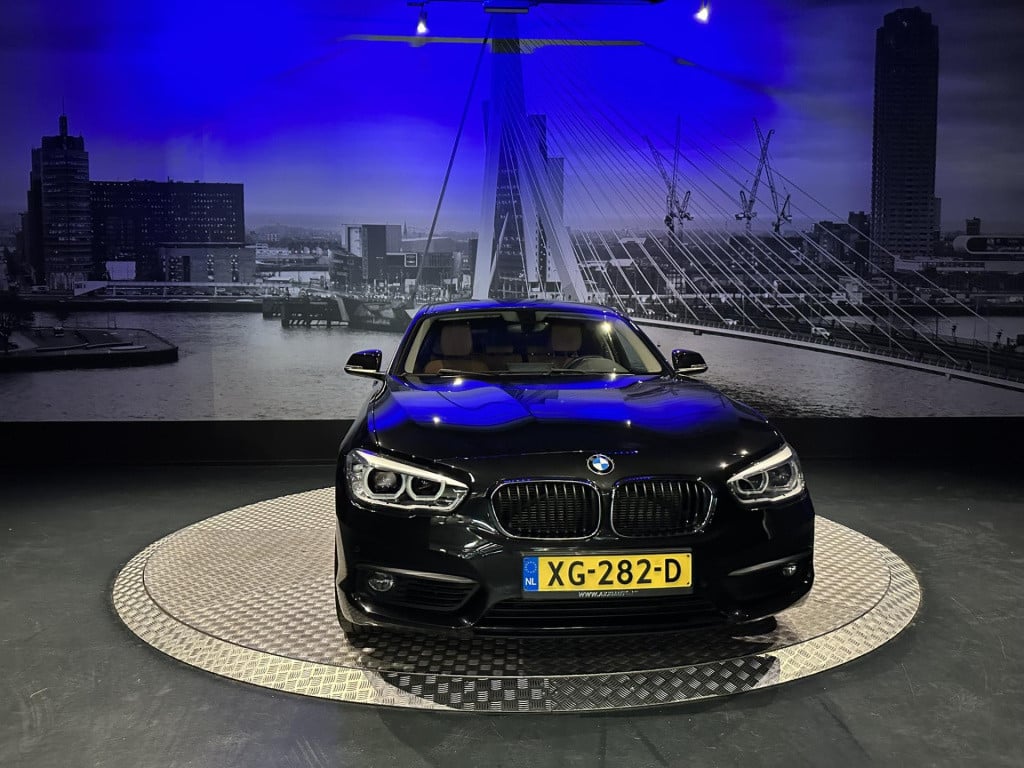 BMW 1 Serie 118i high executive *origineel nl*navi*clima*led*