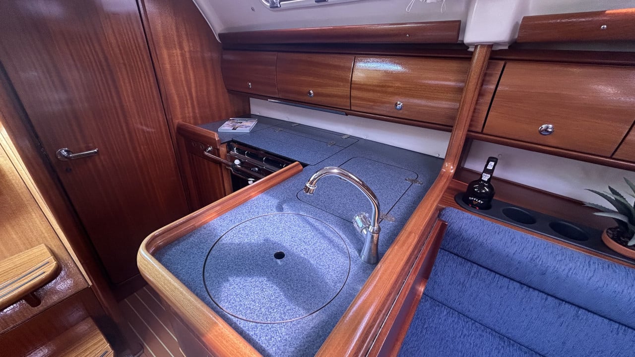 Prachtige zeilboot Bavaria 32