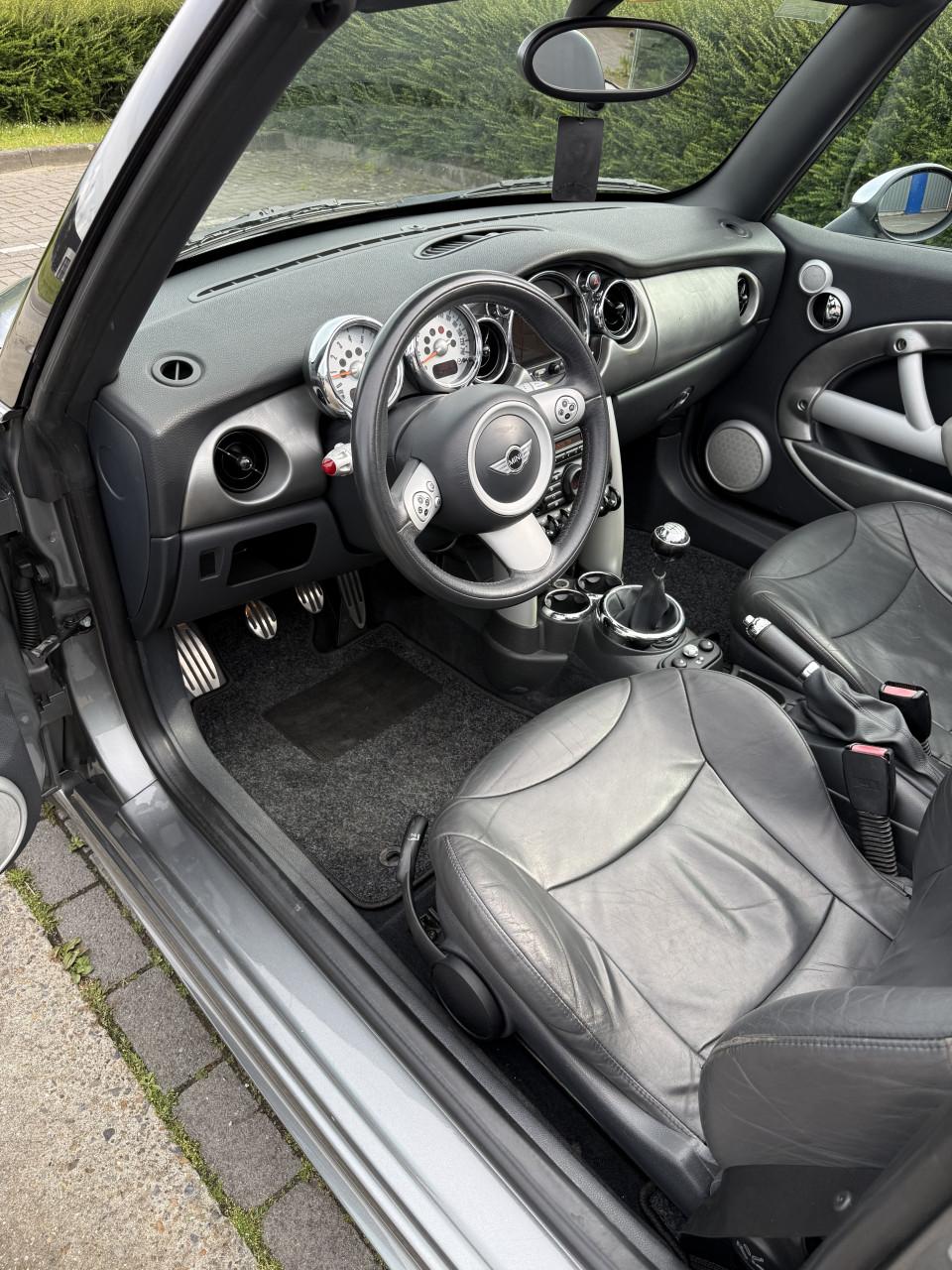 MINI Cooper S Cabrio 1.6 – John Cooper Works – 170 PK – 108.000 km